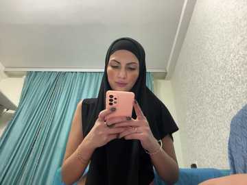 Media: gumusguray Stripchat 2024-12-06 04:36:00