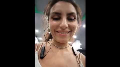 Media: izabella_bella Stripchat 2024-12-06 09:14:00