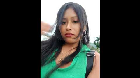 Media: karol_kamila19 Stripchat 2024-12-06 21:55:00
