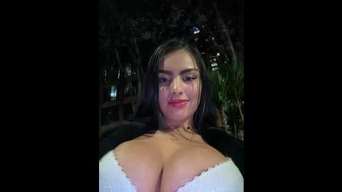 Media: maddy_rouse_ Stripchat 2024-12-06 00:22:00