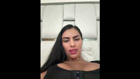 Media: maddy_rouse_ Stripchat 2024-12-06 01:32:00