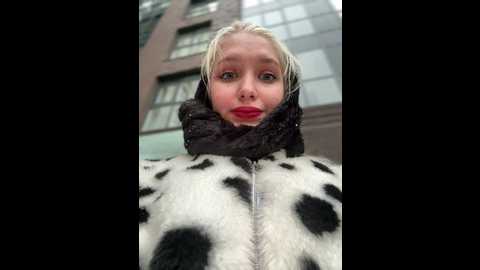 Media: milkyy_wway Stripchat 2024-12-06 08:52:00