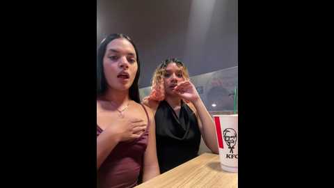 Media: naughty_friends_ Stripchat 2024-12-06 18:14:00