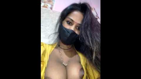 Media: roohi_sexy Stripchat 2024-12-06 10:23:00