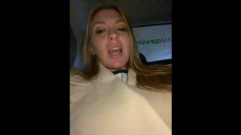 Media: sweet___emily Stripchat 2024-12-06 17:24:00