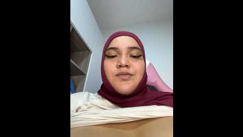 Media: sweetmuslim01 Stripchat 2024-12-06 02:25:00
