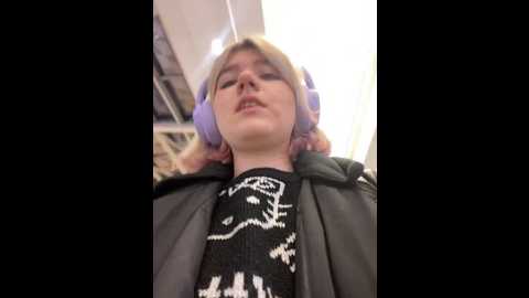 Media: baby__naughty Stripchat 2024-12-07 16:57:00
