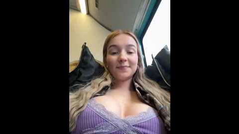 Media: baby_tiny Stripchat 2024-12-07 11:09:00