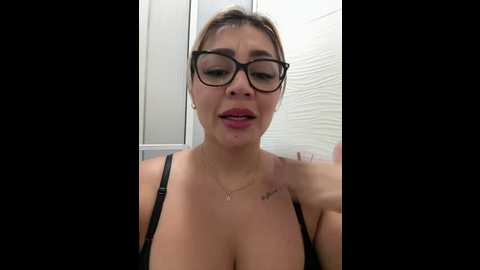 Media: dianita_1988 Stripchat 2024-12-07 19:29:00