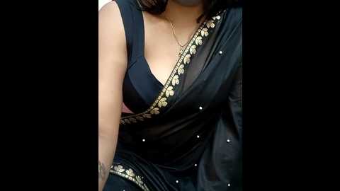 Media: kaamuk_shweta Stripchat 2024-12-07 12:43:00