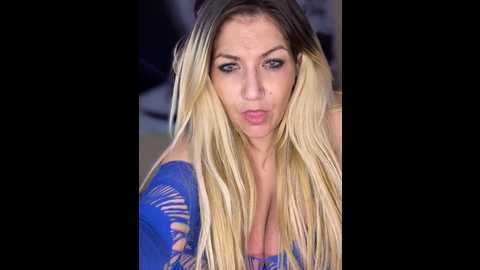Media: littlemisseeve Stripchat 2024-12-07 06:06:00