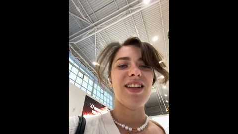 Media: mariid Stripchat 2024-12-07 07:31:00