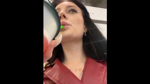 Media: melissa_crazy Stripchat 2024-12-07 17:56:00