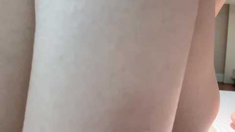 Media: sililis Stripchat 2024-12-07 17:06:00