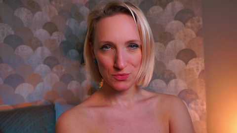 Media: umatruewoman Stripchat 2024-12-07 10:56:00