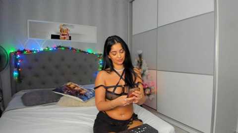 Media: _adelle Stripchat 2024-12-08 16:08:00