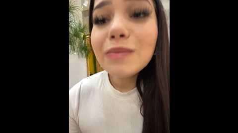 Media: chloe__moon Stripchat 2024-12-08 13:20:00