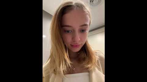 Media: enjoy_my_beauty Stripchat 2024-12-08 04:35:00