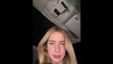 Media: evieevans Stripchat 2024-12-08 23:06:00