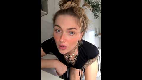 Media: goldloeckchen159 Stripchat 2024-12-08 10:32:00