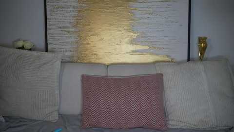 Media: hotbella_ Stripchat 2024-12-08 17:54:00