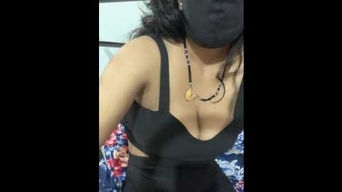 Media: hottiess69 Stripchat 2024-12-08 04:19:00
