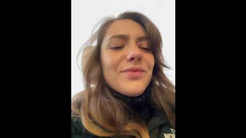 Media: mariid Stripchat 2024-12-08 07:06:00