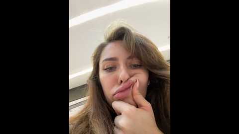 Media: mariid Stripchat 2024-12-08 10:18:00