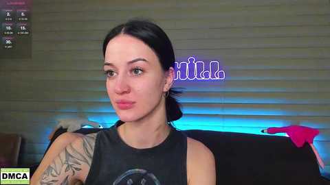 Media: meowluv66 Stripchat 2024-12-08 16:15:00