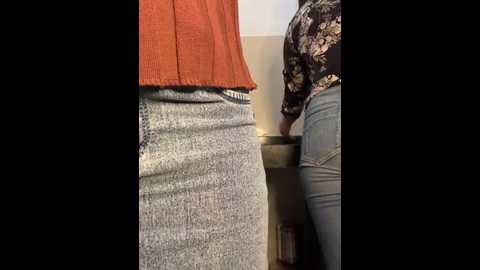 Media: miss__malaika Stripchat 2024-12-08 08:52:00