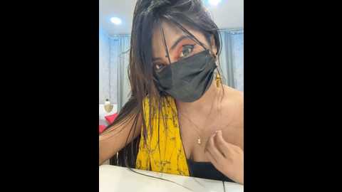 Media: monalisadon018 Stripchat 2024-12-08 13:13:00