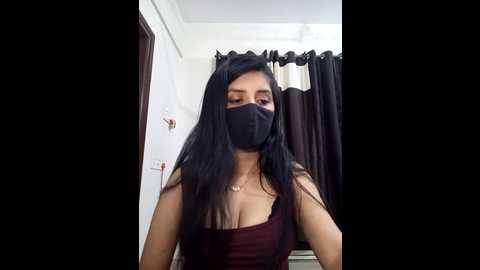 Media: nehadarling200 Stripchat 2024-12-08 15:30:00