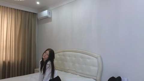 Media: rebecca_loves_you Stripchat 2024-12-08 08:29:00