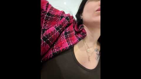 Media: wet__bunny Stripchat 2024-12-08 13:19:00