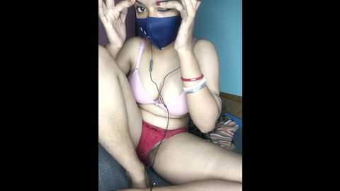 wild_bong_queen @ stripchat on 20241208