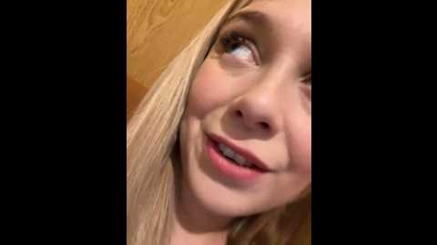 Media: cherryauroraa Stripchat 2024-12-09 15:38:00