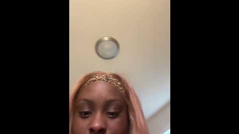 Media: dancinglemonade Stripchat 2024-12-09 18:49:00