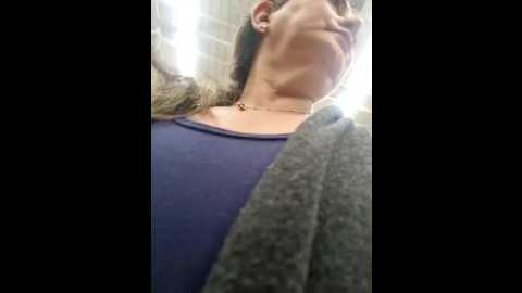 Media: emma_tour Stripchat 2024-12-09 15:09:00