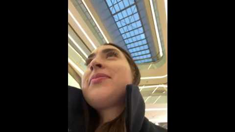 Media: holly_play Stripchat 2024-12-09 12:52:00