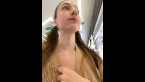 Media: lia__love Stripchat 2024-12-09 14:28:00