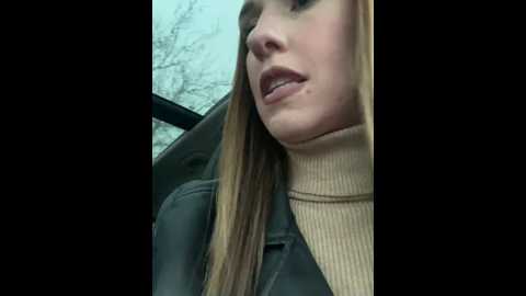 Media: lola_tentatiion Stripchat 2024-12-09 15:32:00