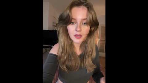 Media: maribelriver Stripchat 2024-12-09 15:58:00