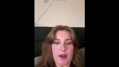 Media: maribelriver Stripchat 2024-12-09 16:19:00