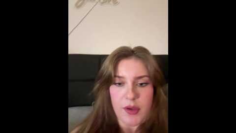 Media: maribelriver Stripchat 2024-12-09 17:56:00