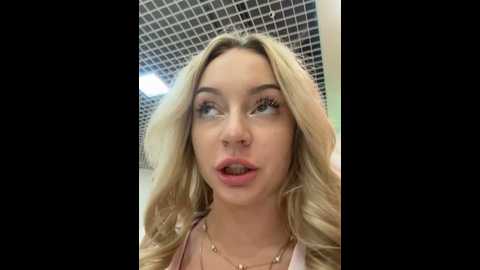 Media: melissa_grr Stripchat 2024-12-09 13:44:00