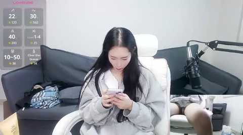 Media: meow_s2 Stripchat 2024-12-09 07:05:00