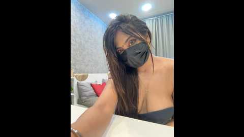 Media: monalisadon018 Stripchat 2024-12-09 14:55:00
