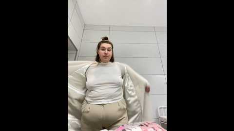 Media: suziemurray Stripchat 2024-12-09 14:20:00