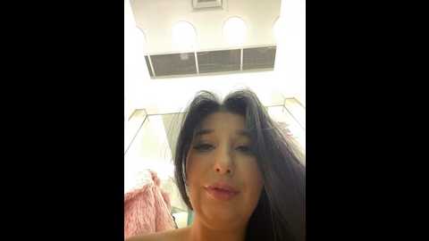 Media: tisha_busty Stripchat 2024-12-09 14:33:00