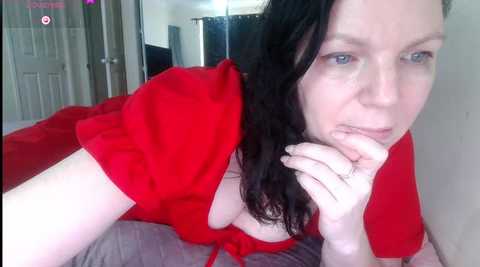 Media: aussiepeaches Stripchat 2024-12-10 01:30:00